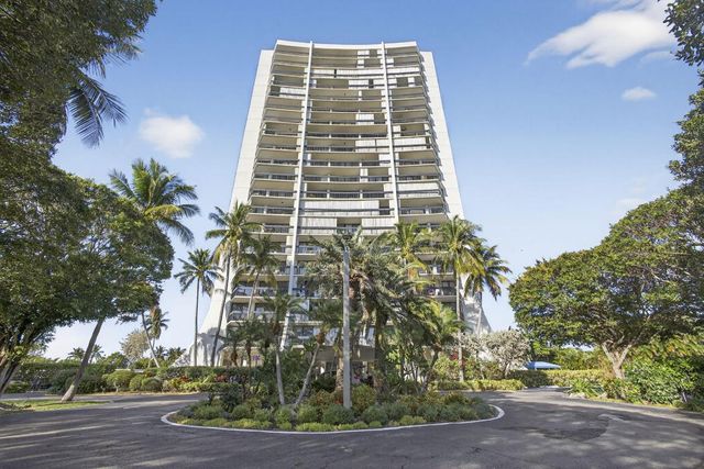 2400 Presidential Way 1606, West Palm Beach, FL 33401