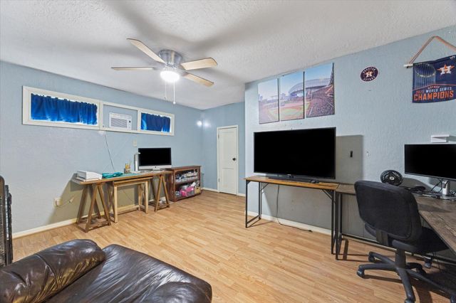 4409 Avenue J, Santa Fe, TX 77510