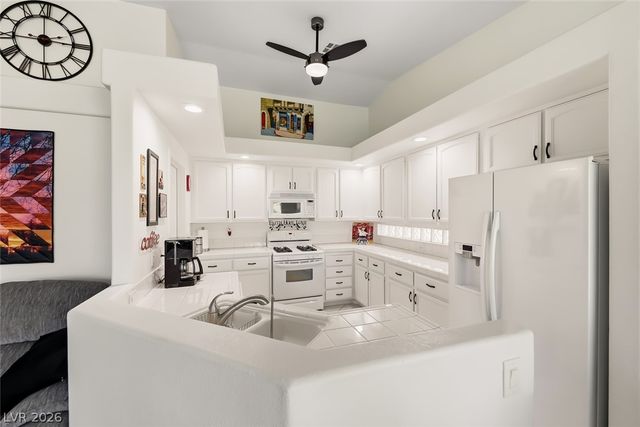 10 Rising Sun Court, Henderson, NV 89074