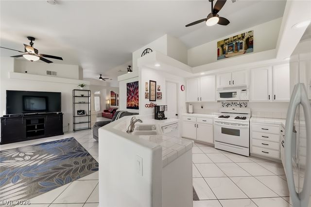 10 Rising Sun Court, Henderson, NV 89074