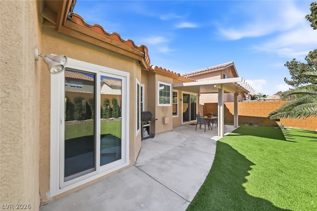 10 Rising Sun Court, Henderson, NV 89074