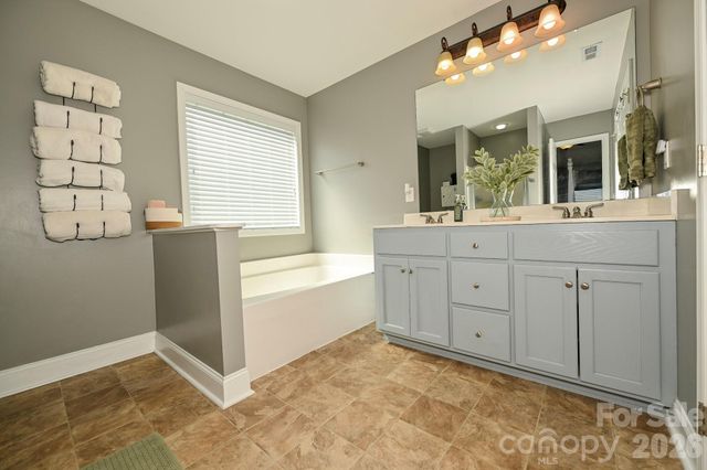 4622 Ian Court, Marshville, NC 28103