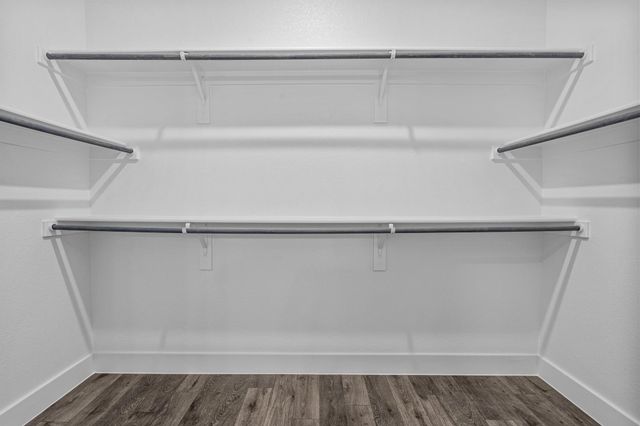 865 Limmer LOOP 627, Hutto, TX 78634