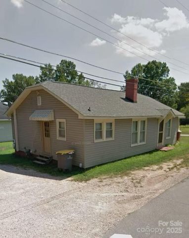 1011 Buick Avenue, Kannapolis, NC 28083