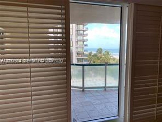 8855 Collins Avenue 5B, Surfside, FL 33154