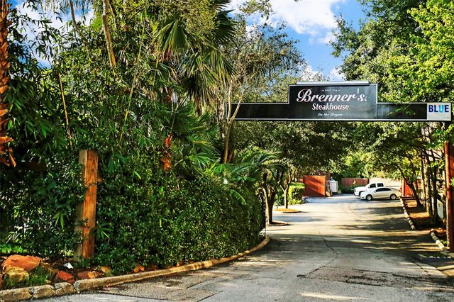 5810 Venice Street, Houston, TX 77007