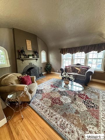 210 E 13th Street, Idaho Falls, ID 83404