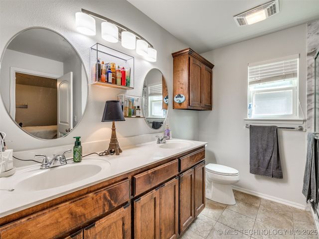 202 W 46th Street, Sand Springs, OK 74063