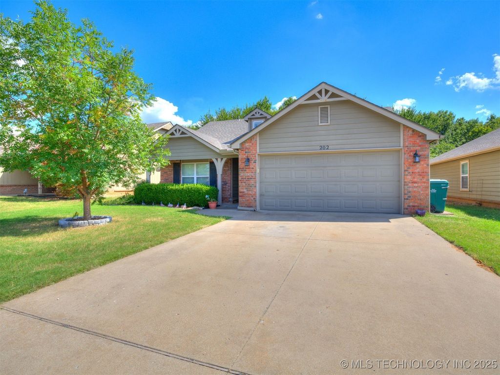 202 W 46th Street, Sand Springs, OK 74063