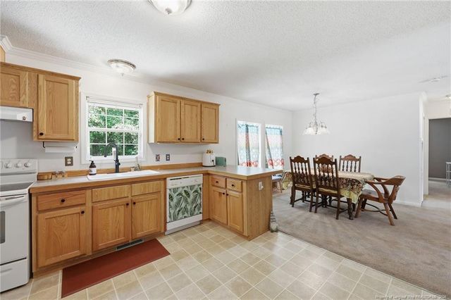 175 Country Walk Lane, Sanford, NC 27332