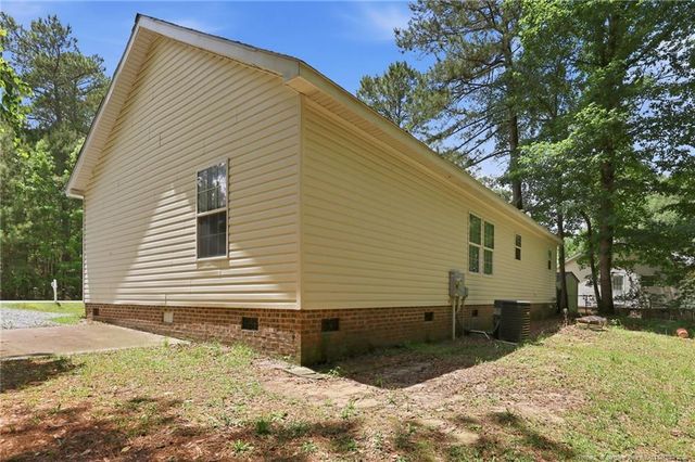 175 Country Walk Lane, Sanford, NC 27332