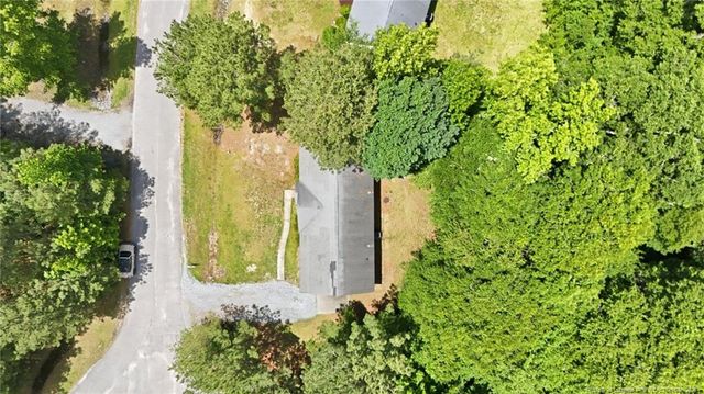 175 Country Walk Lane, Sanford, NC 27332