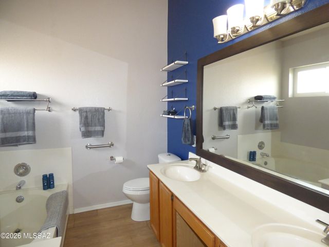 7192 W Rivulet Drive, Tucson, AZ 85743