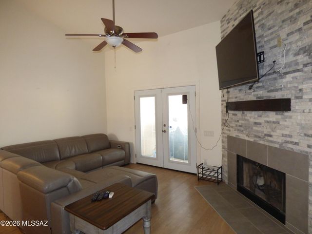 7192 W Rivulet Drive, Tucson, AZ 85743