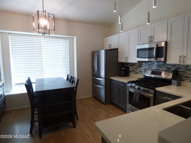 7192 W Rivulet Drive, Tucson, AZ 85743