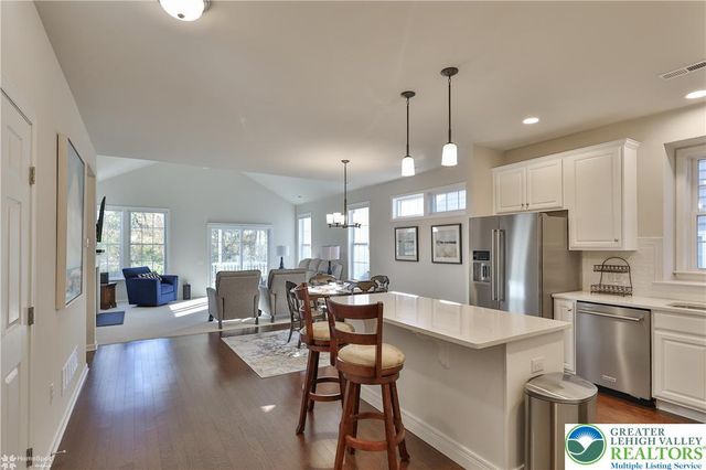 3871 Victors Way, Easton, PA 18045