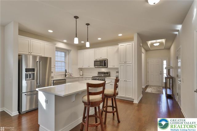 3871 Victors Way, Easton, PA 18045