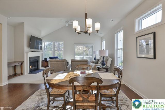 3871 Victors Way, Easton, PA 18045