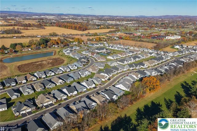 3871 Victors Way, Easton, PA 18045