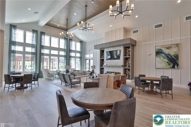 3871 Victors Way, Easton, PA 18045