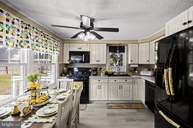 2690 PERNA LN, Vineland, NJ 08361