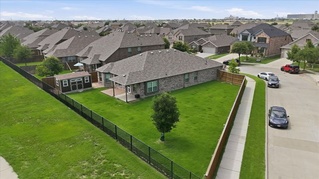 201 Black Alder Drive, Fort Worth, TX 76131