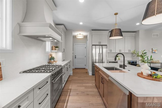 324 George Avenue, Kirkwood, MO 63122