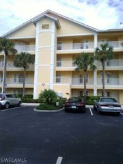 9175 Celeste DR 2, Naples, FL 34113