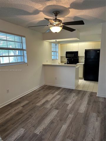 2526 SE 20th Pl 207-B, Homestead, FL 33035