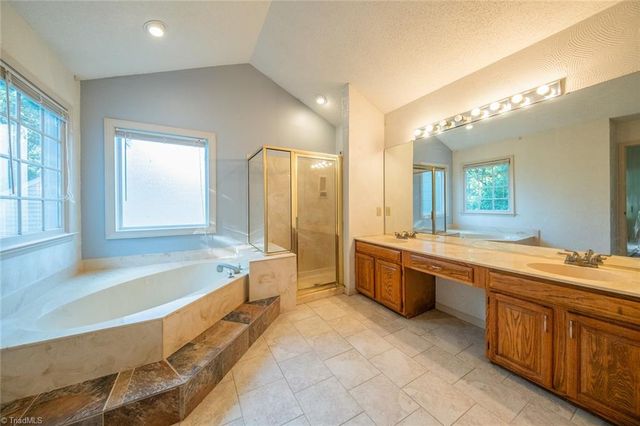 4302 Quail Canyon Court, Greensboro, NC 27410