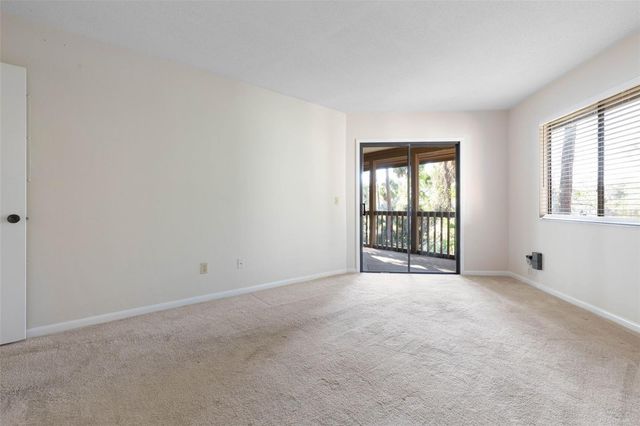 6 GREENBRIAR COURT 6, Palm Coast, FL 32137