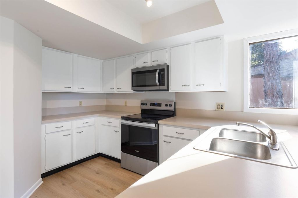 Image 15 of property listing at 6 GREENBRIAR COURT 6, Palm Coast, FL 32137