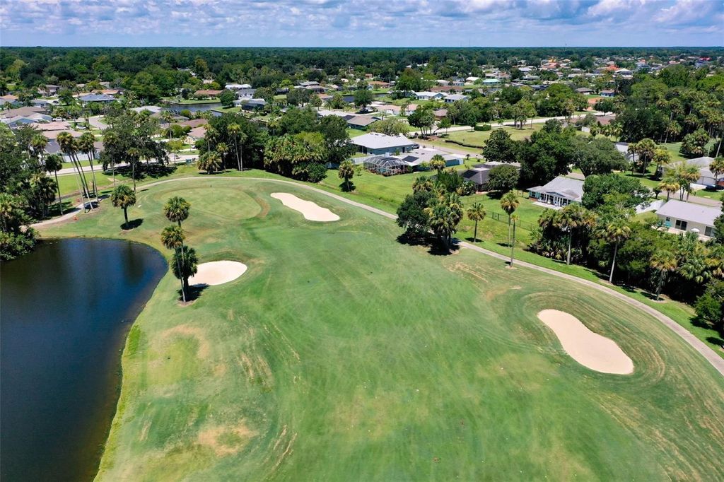 Image 47 of property listing at 6 GREENBRIAR COURT 6, Palm Coast, FL 32137