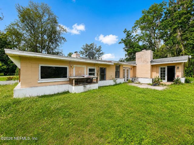 1735 RIBAULT SCENIC Drive, Jacksonville, FL 32208