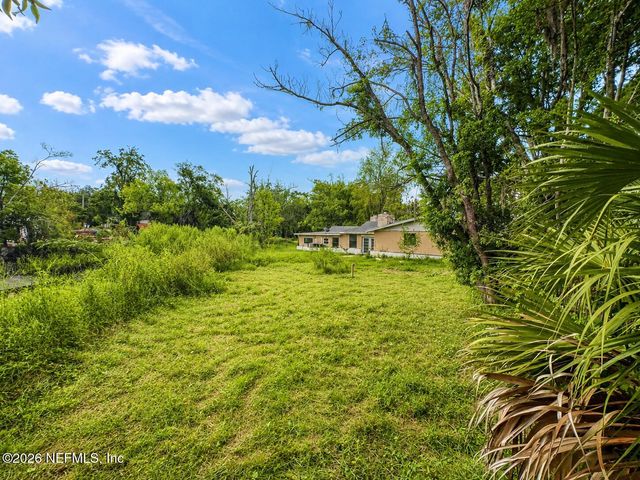 1735 RIBAULT SCENIC Drive, Jacksonville, FL 32208