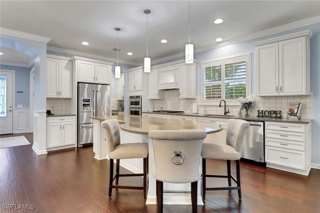 10588 Jackson Square DR, Estero, FL 33928