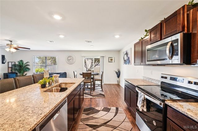 2712 Trestle Park, Northport, AL 35473