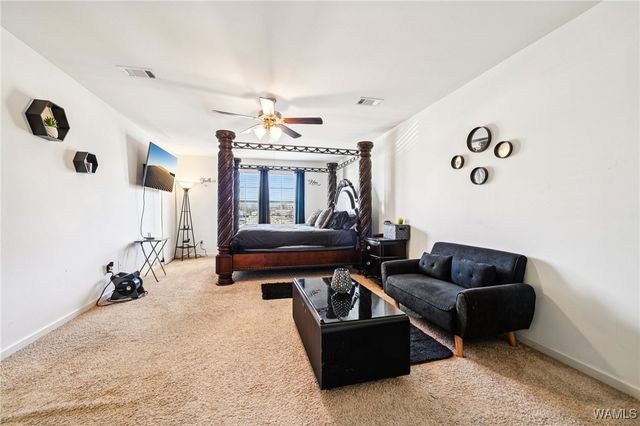 2712 Trestle Park, Northport, AL 35473