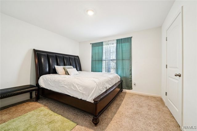 2712 Trestle Park, Northport, AL 35473