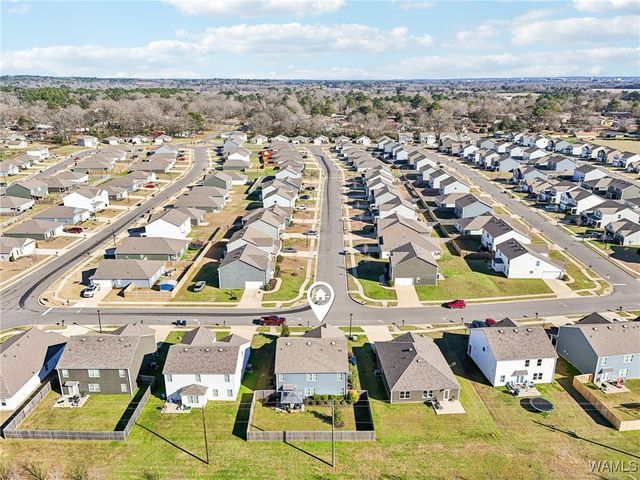 2712 Trestle Park, Northport, AL 35473