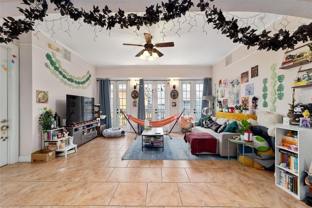 1320 NW 3RD AVENUE 346, Gainesville, FL 32603