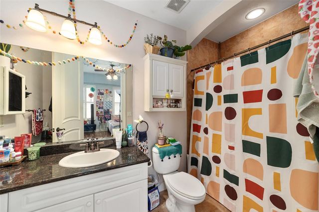 1320 NW 3RD AVENUE 346, Gainesville, FL 32603