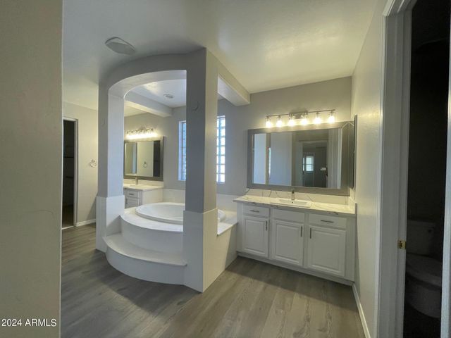 2116 E Chanute Pass, Phoenix, AZ 85040