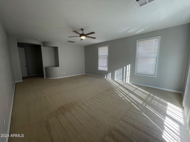 2116 E Chanute Pass, Phoenix, AZ 85040