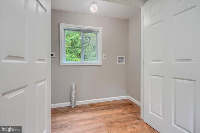7825 SURRATTS RD, Clinton, MD 20735