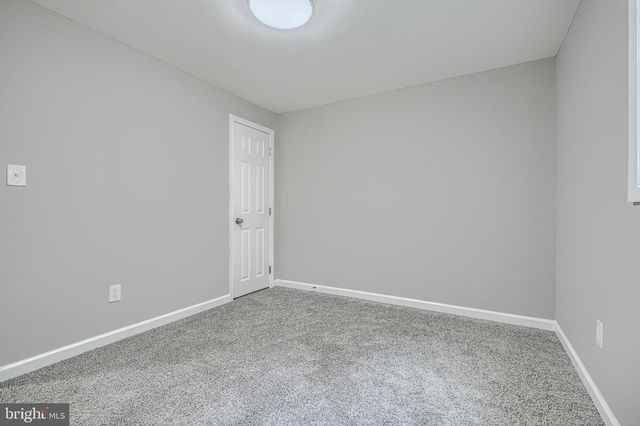 7825 SURRATTS RD, Clinton, MD 20735