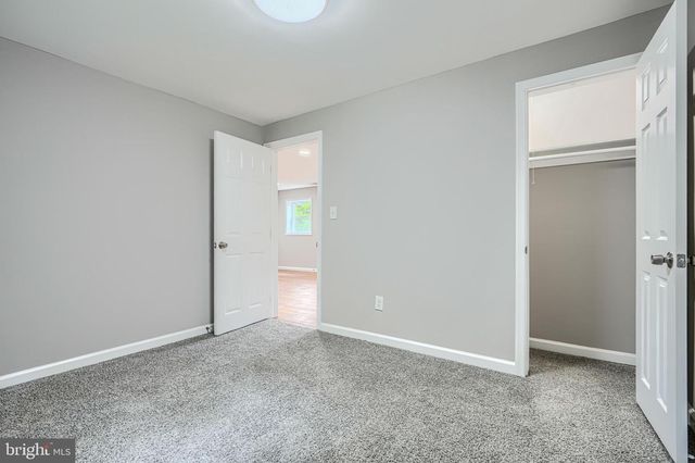 7825 SURRATTS RD, Clinton, MD 20735
