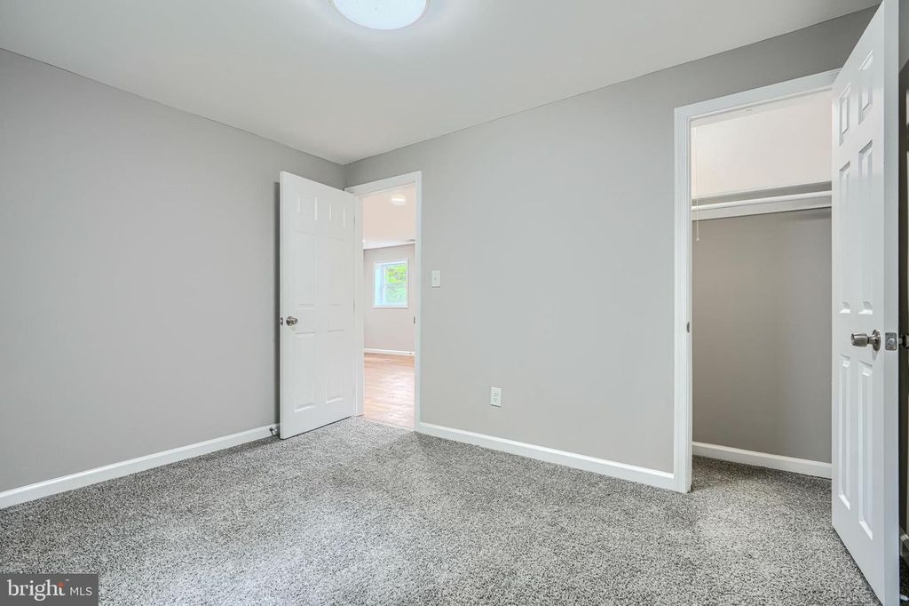 Image 22 of property listing at 7825 SURRATTS RD, Clinton, MD 20735