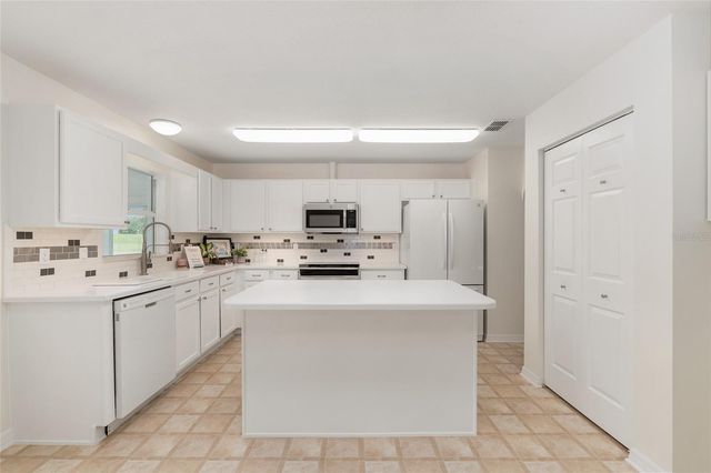 9917 SW 96TH STREET, Ocala, FL 34481