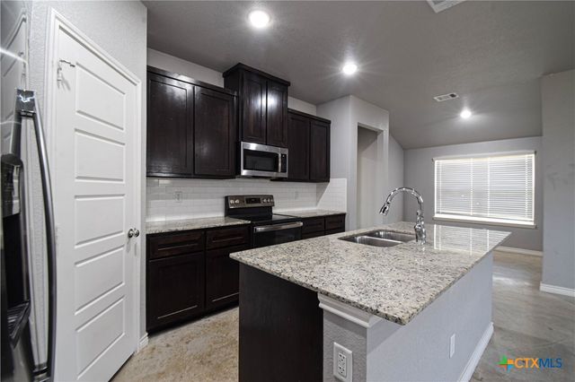 1641 Dryden Avenue, Copperas Cove, TX 76522